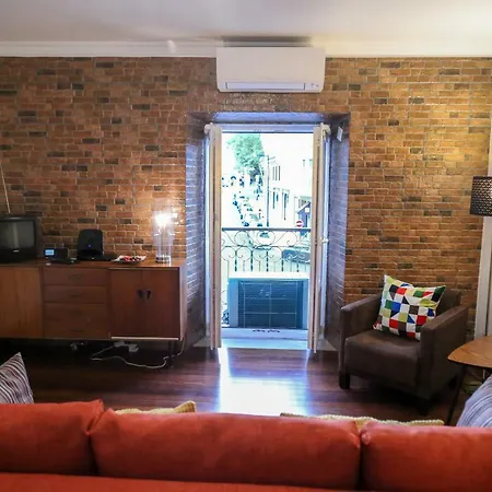 Luxury Tivoli Duplex